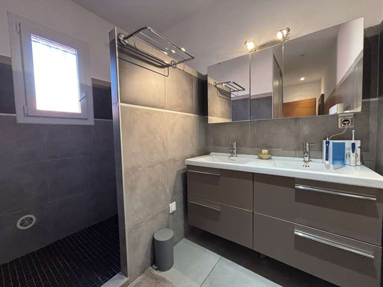 Villa Porto-Vecchio - 4 chambres - 158m²