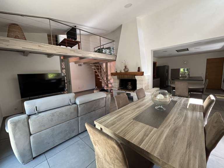 Villa Porto-Vecchio - 4 chambres - 158m²