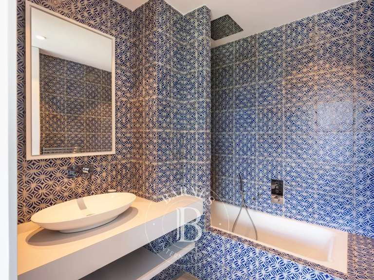 Villa Porto-Vecchio - 7 bedrooms - 500m²