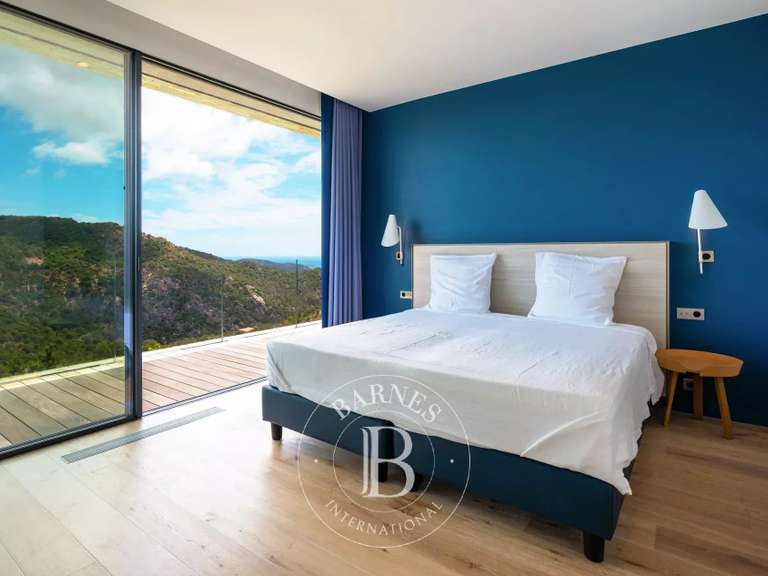 Villa Porto-Vecchio - 7 bedrooms - 500m²
