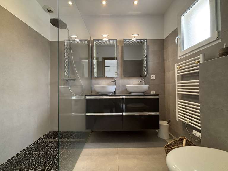 Villa Porto-Vecchio - 2 chambres - 85m²
