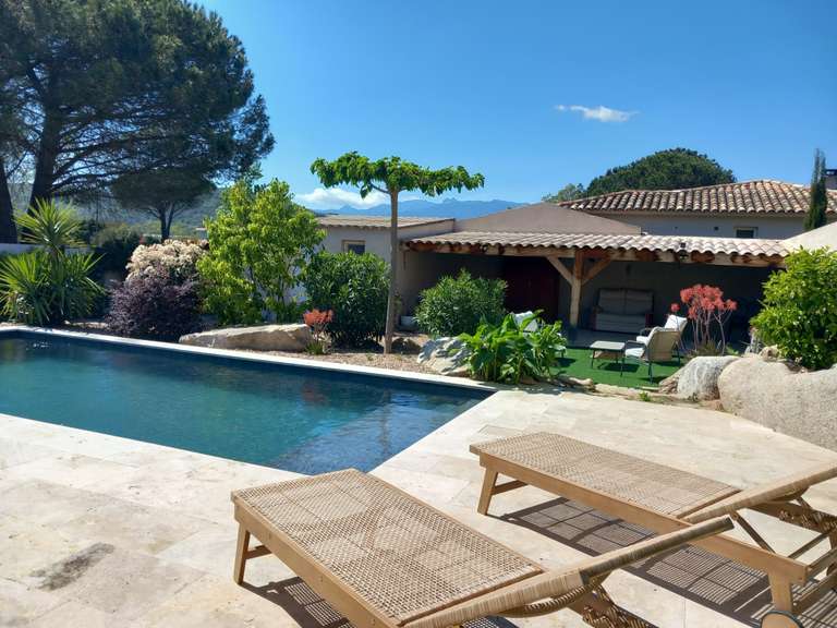 Villa Porto-Vecchio - 2 chambres - 85m²