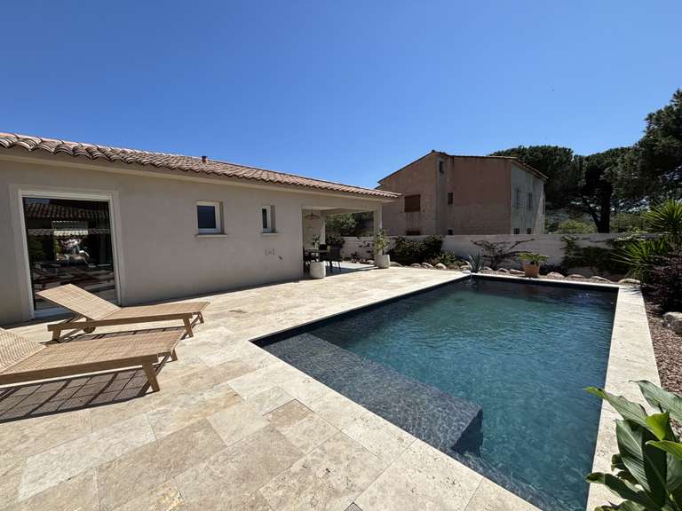 Villa Porto-Vecchio - 2 chambres - 85m²