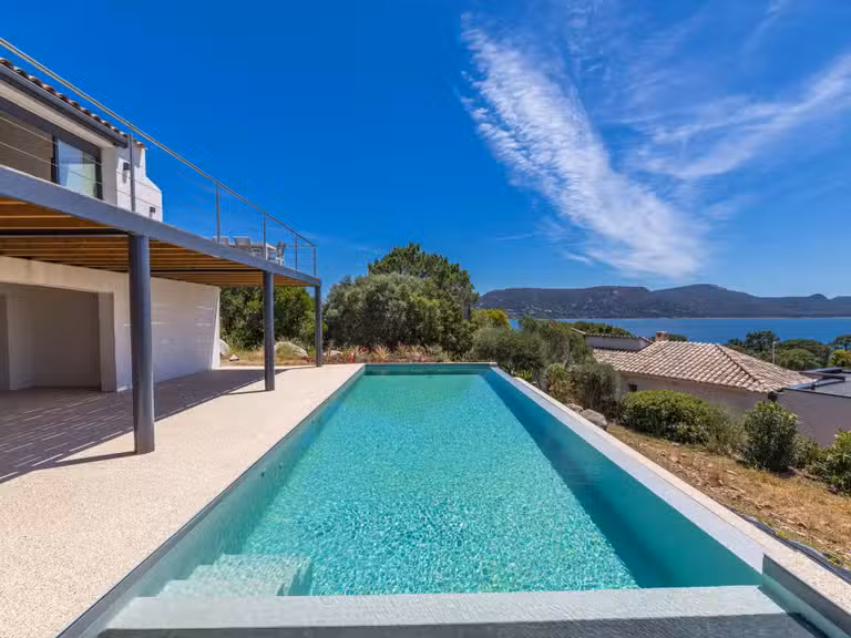 Villa Porto-Vecchio - 5 chambres - 160m²