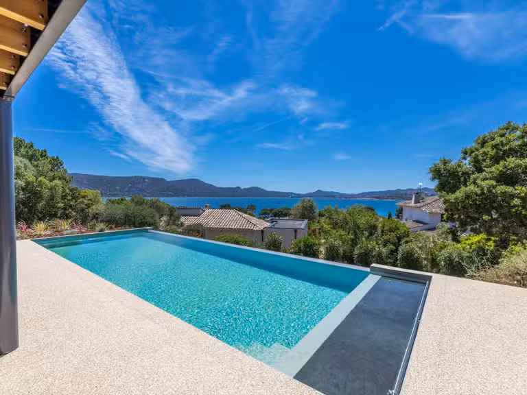 Villa Porto-Vecchio - 5 chambres - 160m²