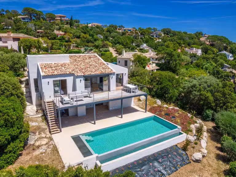 Villa Porto-Vecchio - 5 chambres - 160m²
