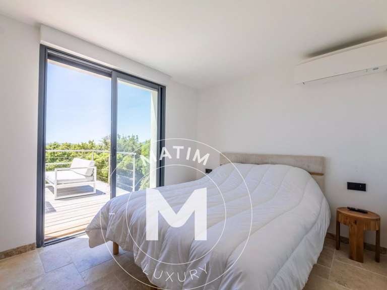 Villa Porto-Vecchio - 5 chambres - 160m²