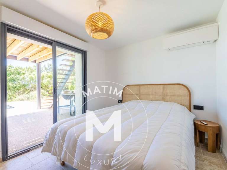 Villa Porto-Vecchio - 5 chambres - 160m²
