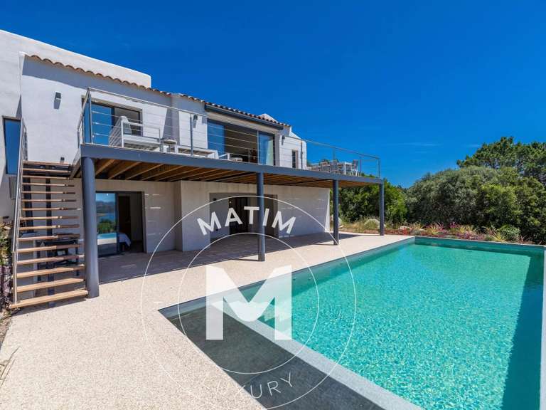 Villa Porto-Vecchio - 5 chambres - 160m²