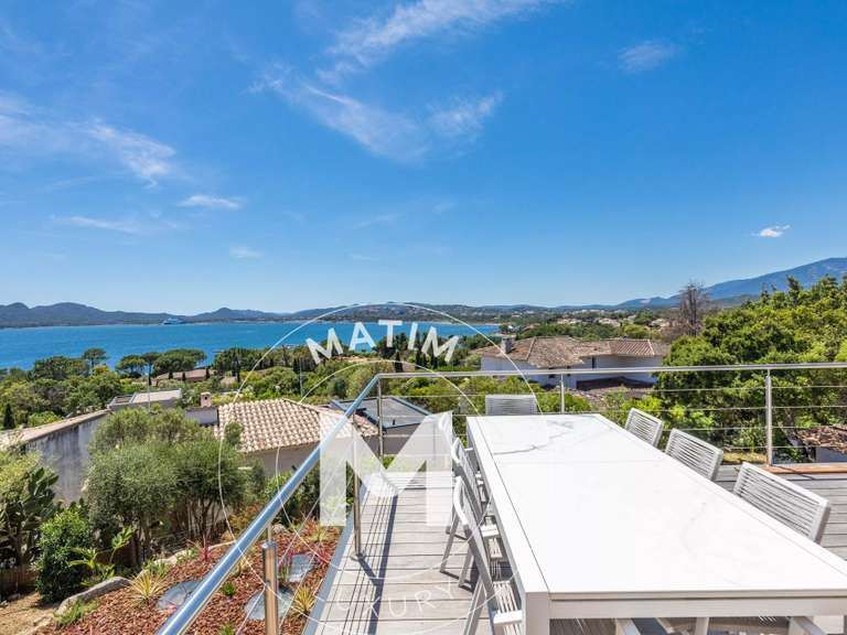 Villa Porto-Vecchio - 5 chambres - 160m²