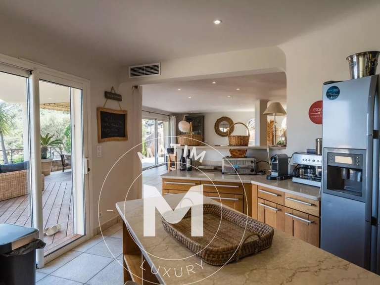 Villa with Sea view Porto-Vecchio - 5 bedrooms - 16885m²