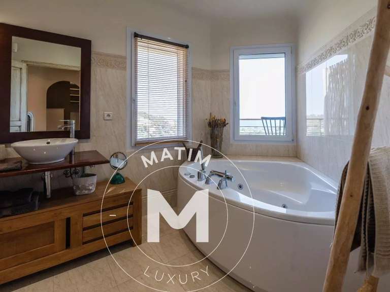 Villa with Sea view Porto-Vecchio - 5 bedrooms - 16885m²