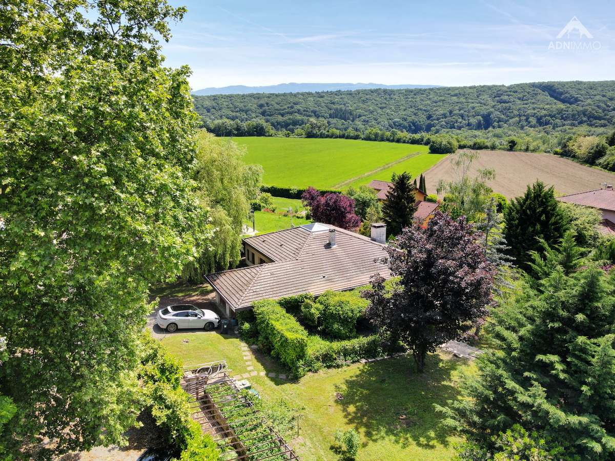 Maison Pougny