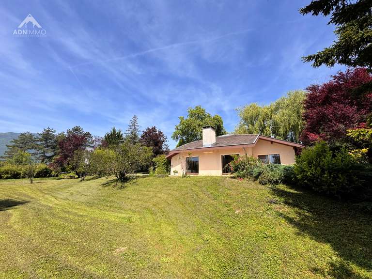 Maison Pougny - 3 chambres - 147m²