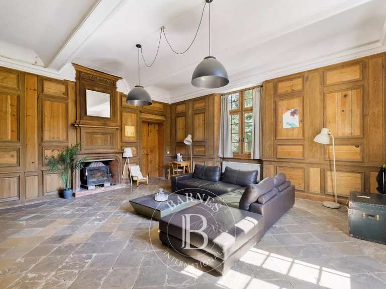 Château Pouillon - 880m²
