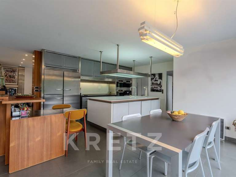 Maison Pouilly-les-Nonains - 5 chambres - 470m²