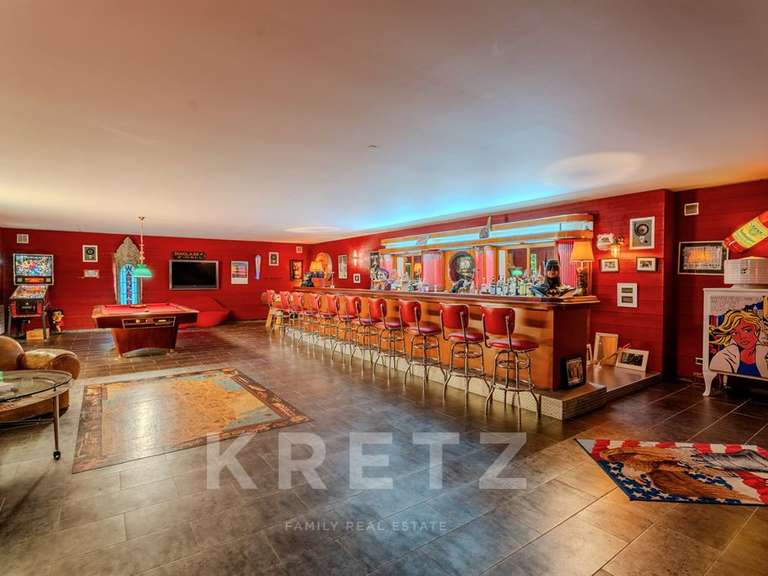 Maison Pouilly-les-Nonains - 5 chambres - 470m²