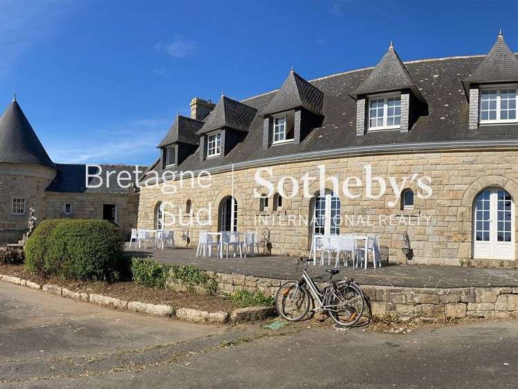Maison Pouldreuzic - 10 chambres - 360m²