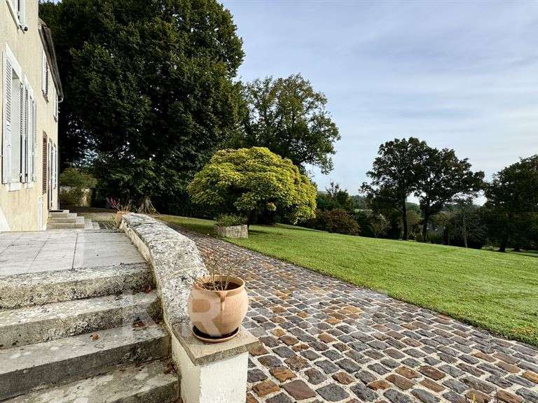 Maison Pourrain - 4 chambres - 350m²