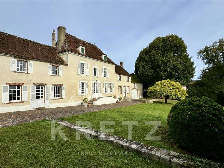 Maison Pourrain - 4 chambres - 350m²