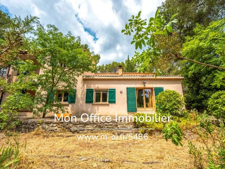Maison Pourrières - 4 chambres - 130m²