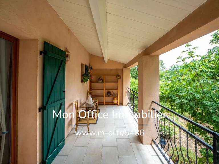 Maison Pourrières - 4 chambres - 130m²