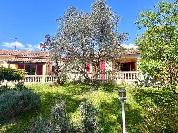 Maison Pourrières - 4 chambres - 184m²