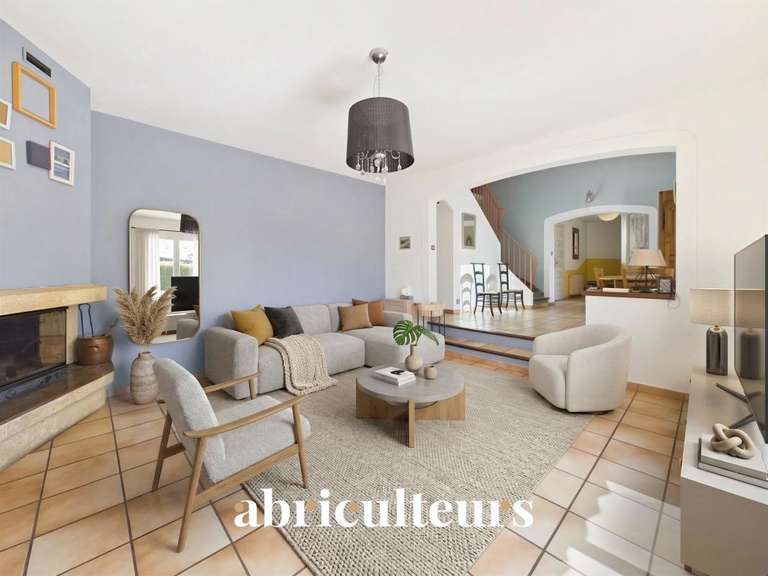 Maison Pourrières - 4 chambres - 184m²