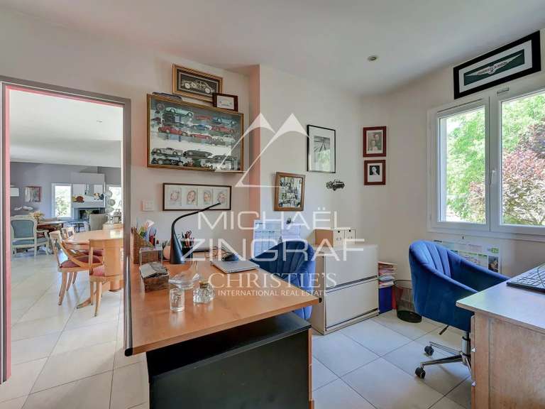 Maison Pourrières - 240m²