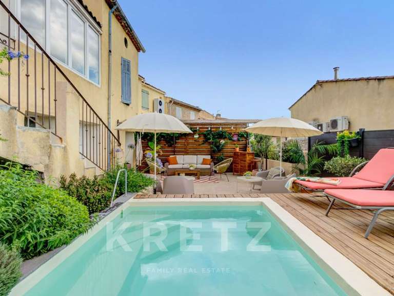 Maison Pourrières - 6 chambres - 185m²