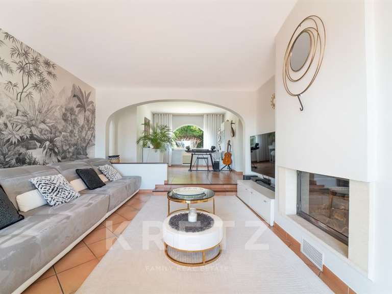 Maison Poussan - 3 chambres - 212m²
