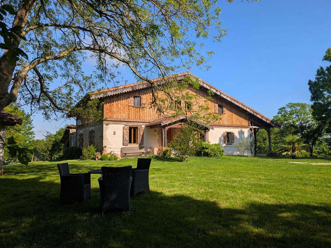 House Pouy-de-Touges