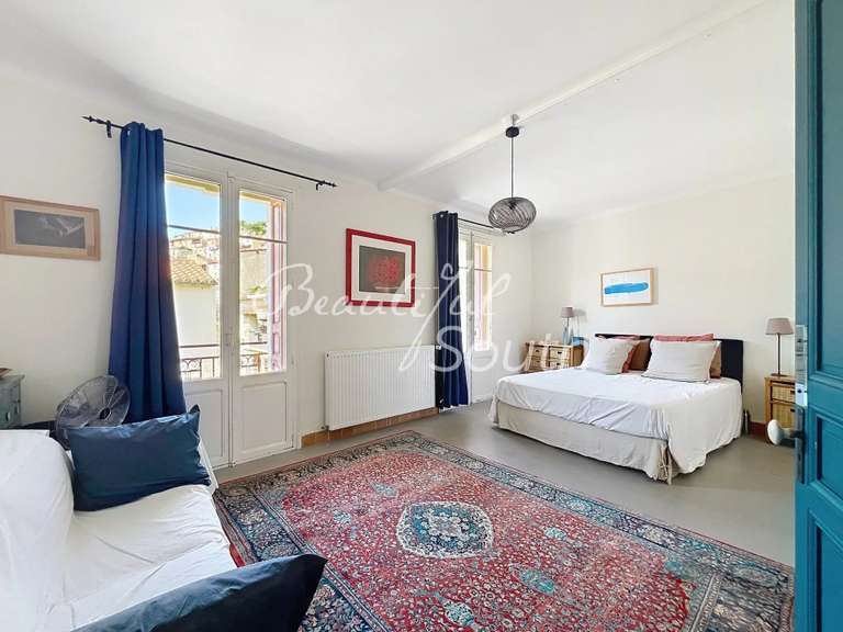 Maison Prades - 7 chambres - 328m²