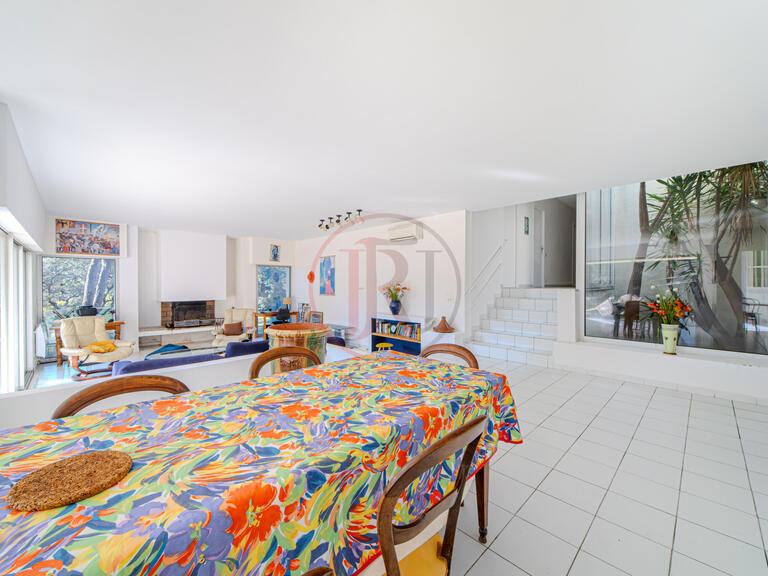 Maison Prades-le-Lez - 4 chambres - 221m²