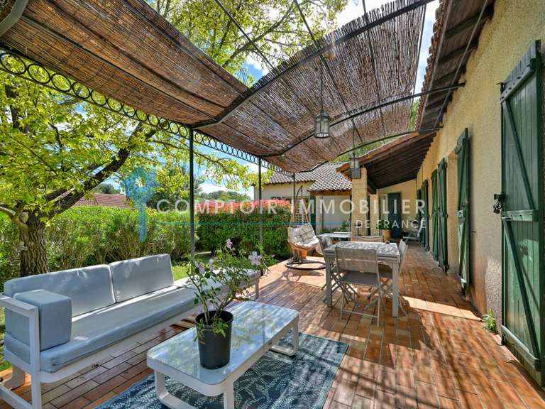 Maison Prades-le-Lez - 6 chambres - 227m²