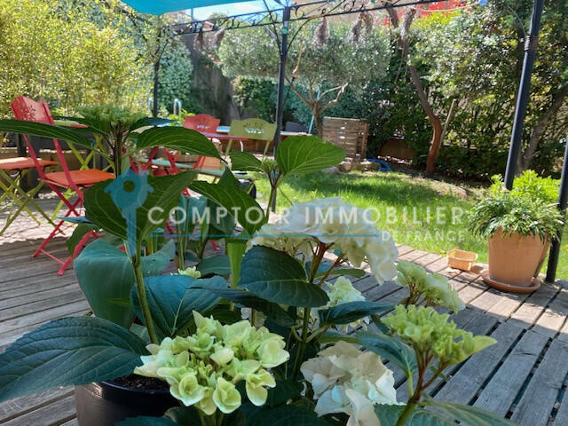 Villa Prades-le-Lez - 4 chambres - 213m²
