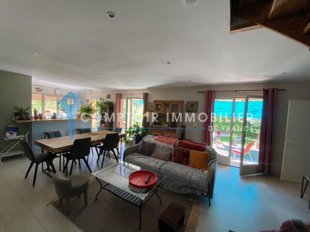 Villa Prades-le-Lez - 4 chambres - 213m²