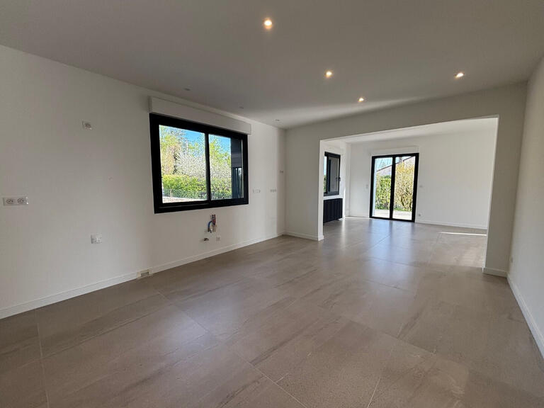 Maison Pradines - 8 chambres - 339m²