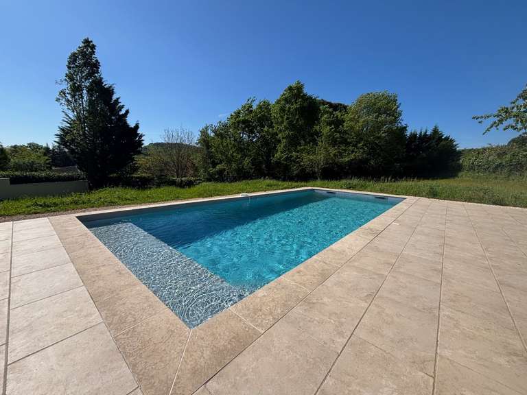 Maison Pradines - 8 chambres - 339m²