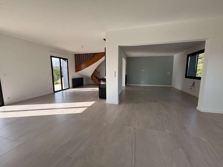 Maison Pradines - 8 chambres - 339m²