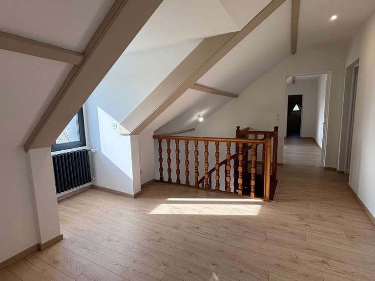 Maison Pradines - 8 chambres - 339m²