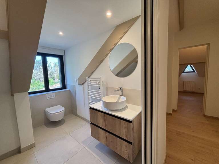 Maison Pradines - 8 chambres - 339m²