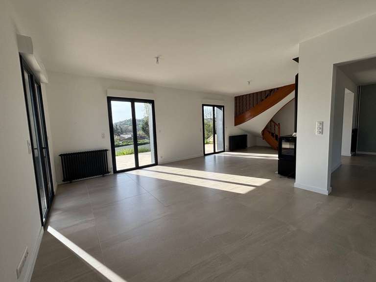 Maison Pradines - 8 chambres - 339m²