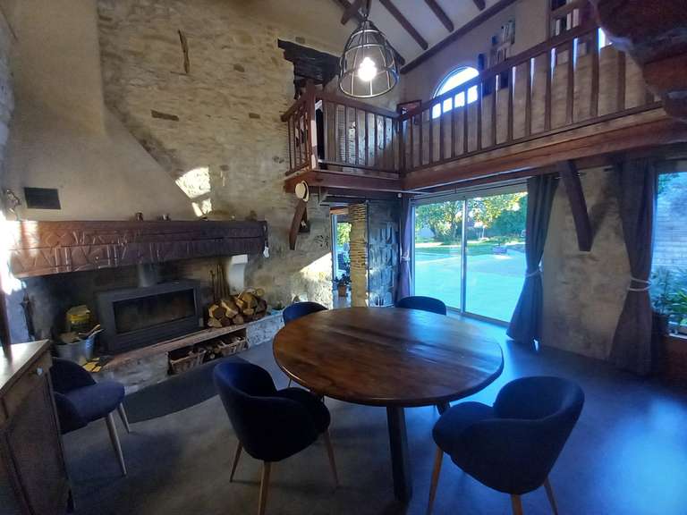 Maison Prayssac - 7 chambres - 553m²