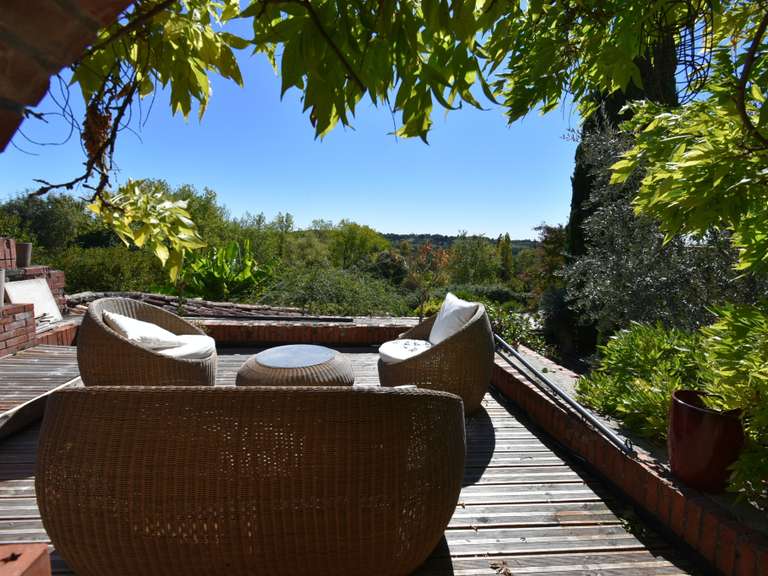 Maison Prayssas - 6 chambres - 320m²