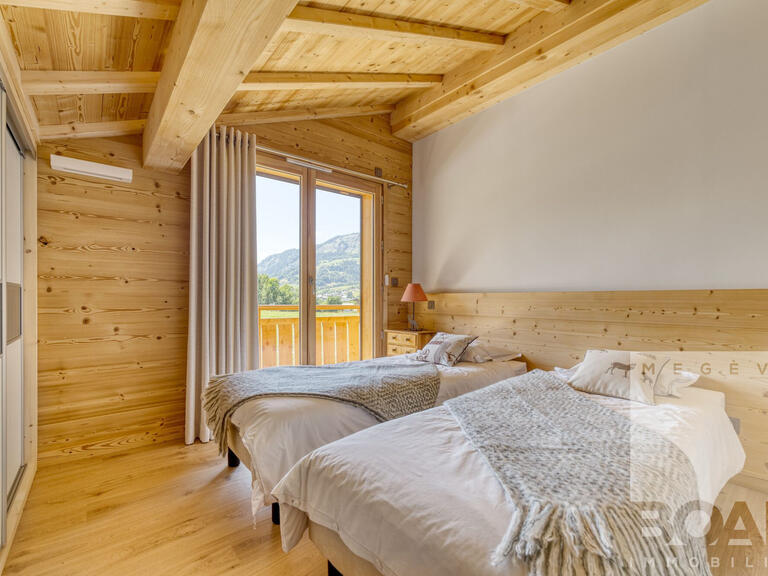 House Praz-sur-Arly - 5 bedrooms - 230m²
