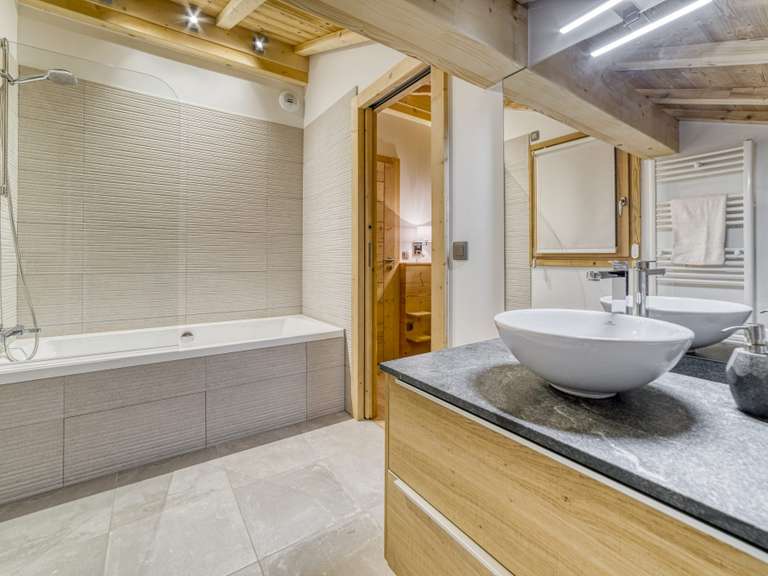 Maison Praz-sur-Arly - 5 chambres - 230m²