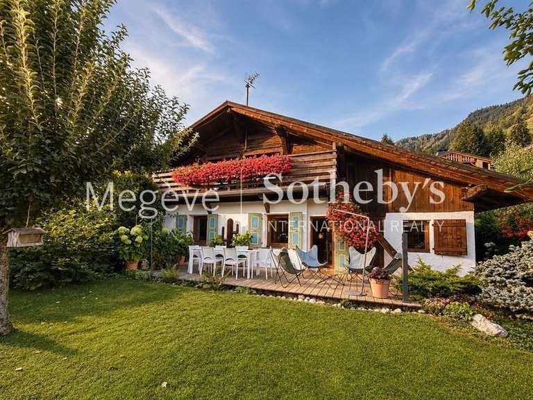 Maison Praz-sur-Arly - 4 chambres - 188m²