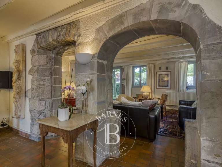 Maison Présilly - 4 chambres - 452m²