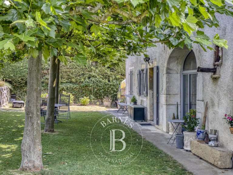Maison Présilly - 4 chambres - 452m²
